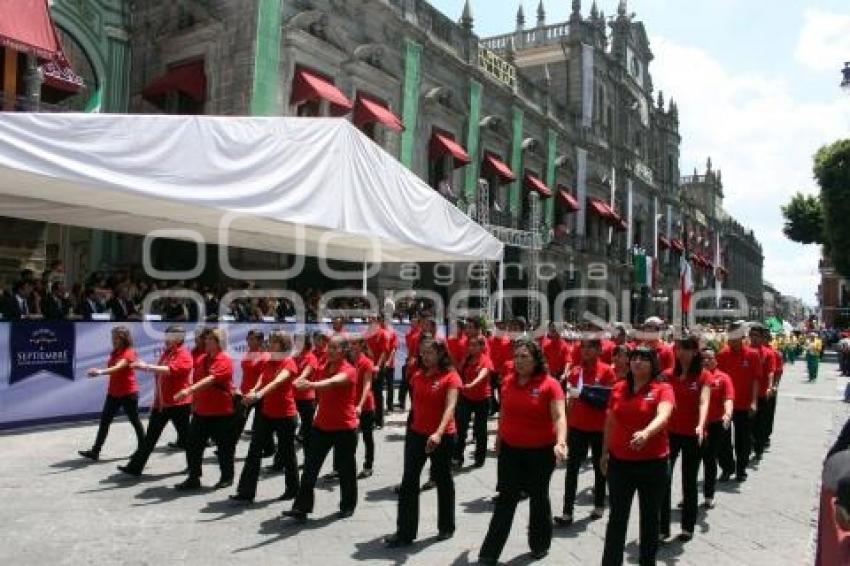 DESFILE CCII ANIVERSARIO DE LA INDEPENDENCIA