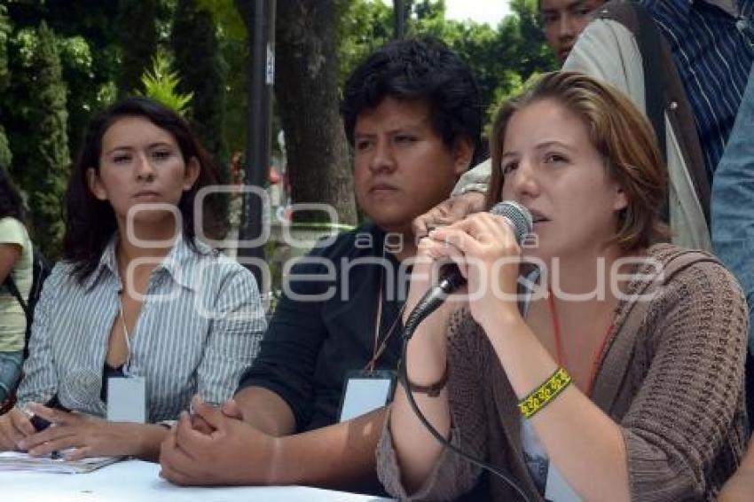 FERNANDO MANZANILLA SE REÚNE CON INTEGRANTES YO SOY 132