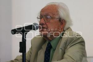 DR. JOHAN GALTUNG EXPERTO SOLUCION DE CONFLICTO