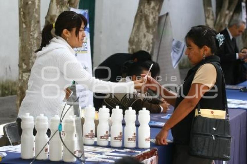 SEGUNDA FERIA DE LA MUJER