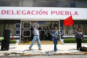 MANIFESTACIÓN ANTORCHA CAMPESINA OFICINAS SEDESOL