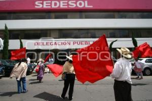 MANIFESTACIÓN ANTORCHA CAMPESINA OFICINAS SEDESOL