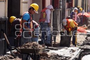 TRABAJOS EN LA 7 PONIENTE