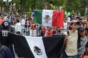 MARCHA EN CONTRA DE LA REFORMA LABORAL