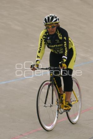 RECORD CICLISTA CARMEN ALICIA "POPIS" MUÑIZ