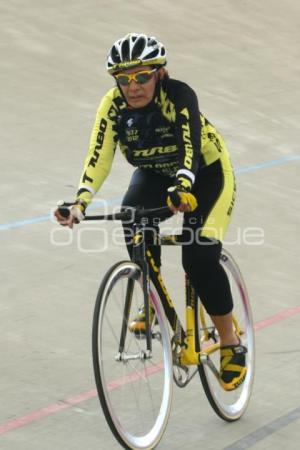 RECORD CICLISTA CARMEN ALICIA "POPIS" MUÑIZ