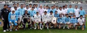 RIVERA VISITA AL PUEBLA F. C.