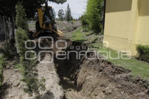 CONSTRUYEN CANAL DE DESFOGUE EN CRUCERO DE MARGARITAS Y NACIONAL