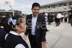 INAUGURACIÓN AULAS TELESECUNDARIA