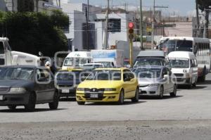 EMBOTELLAMIENTO POR OBRAS PAVIMENTACIÓN