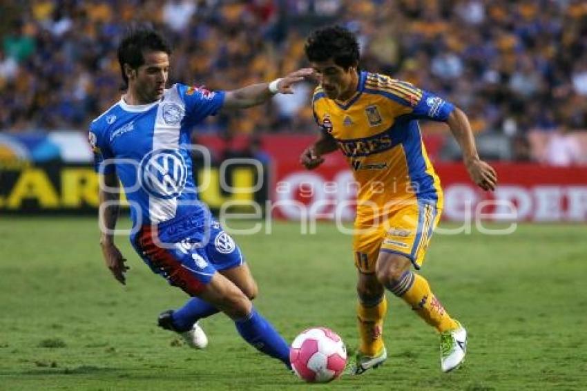 FUTBOL . TIGRES VS PUEBLA