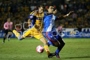 FUTBOL . TIGRES VS PUEBLA