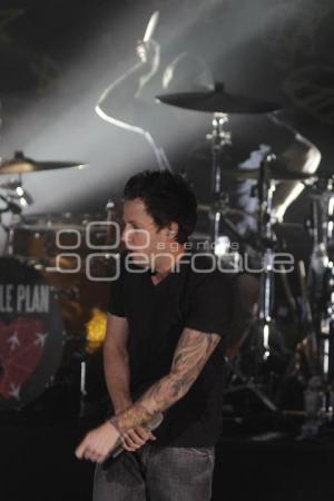 CONCIERTO . SIMPLE PLAN