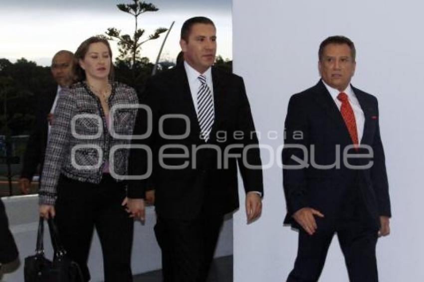 TERCER INFORME DE LABORES ENRIQUE AGÜERA IBAÑEZ