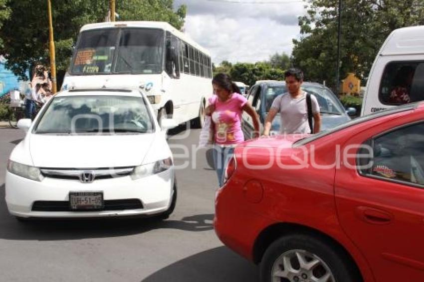 TRÁFICO POR OBRA BULEVAR 5 DE MAYO