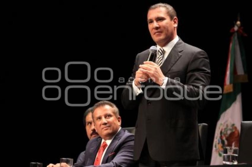 TERCER INFORME DE LABORES ENRIQUE AGÜERA IBAÑEZ