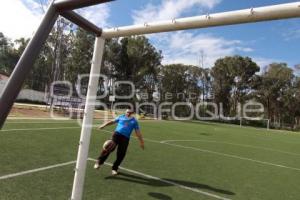 RIVERA INAUGURÓ GIMNASIO EN STA MARÍA XONACATEPEC