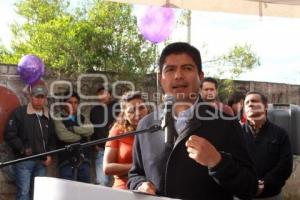 RIVERA INAUGURÓ CALLE EN STA MARÍA XONACATEPEC