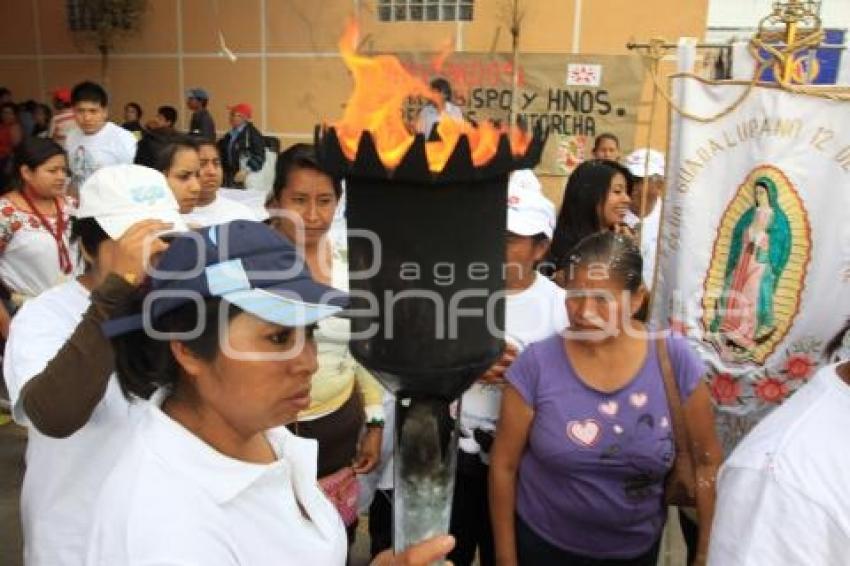 ANTORCHA GUADALUPANA LLEGA AL MERCADO LA UNIÓN