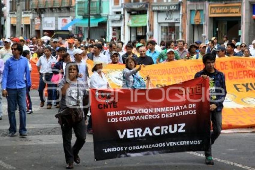 MANIFESTACIÓN MAESTROS