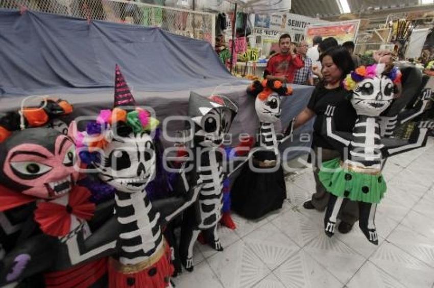 PIÑATAS . DÍA DE MUERTOS