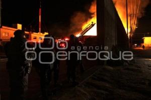 INCENDIO EN TOLTEPEC