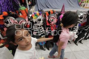 PIÑATAS . DÍA DE MUERTOS