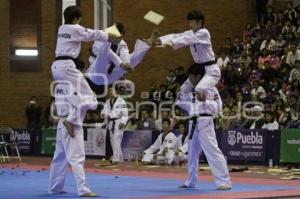 PRESENTACIÓN EQUIPO KUKKIWON DE TAEKWNDO