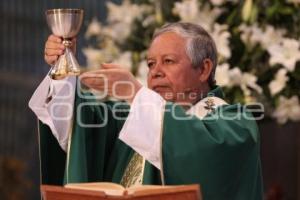 RELIGIÓN . ARZOBISPO