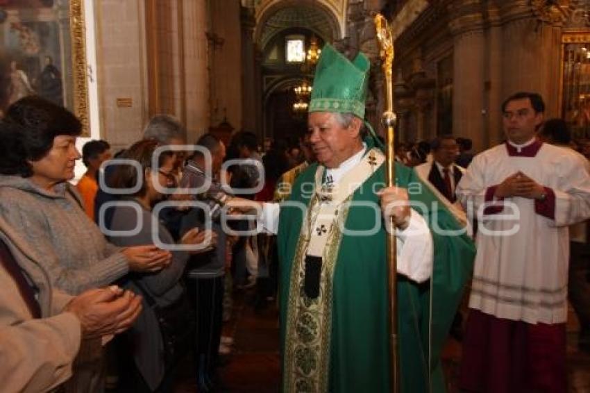 RELIGIÓN . ARZOBISPO