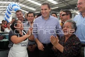 INAUGURA GOBERNADOR MERCADO 16 DE MARZO