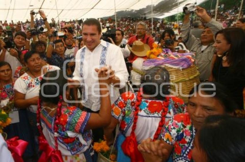 FESTIVAL DE MOLE DE CADERAS