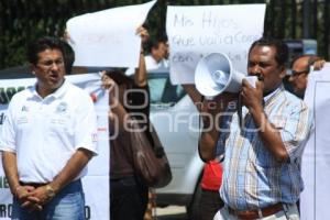 MANIFESTACIÓN FRENTE A LA SECRETARÍA DE TRABAJO