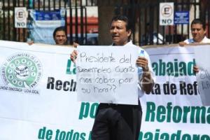 MANIFESTACIÓN FRENTE A LA SECRETARÍA DE TRABAJO