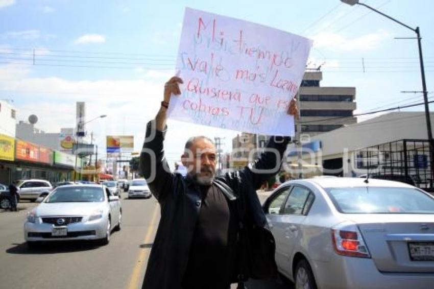 MANIFESTACIÓN FRENTE A LA SECRETARÍA DE TRABAJO