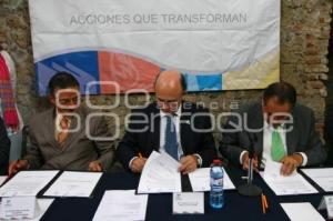 FIRMA CONVENIO INAPAM-DESESO