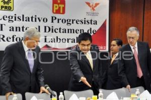 REUNION SENADORES . AMLO