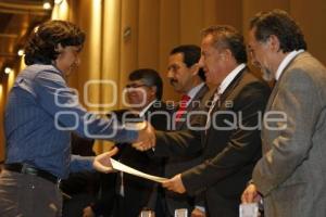 ENTREGA DE RECONOCIMIENTOS BUAP