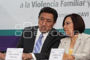 CAPACITACIÓN A LA UNIDAD DE ATENCIÓN A LA VIOLENCIA FAMILIAR Y DE GÉNERO