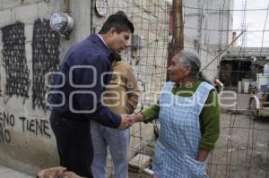 INAUGURA CALLES EDUARDO RIVERA