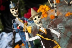 DÍA DE MUERTOS. OFRENDAS CASA DE CULTURA