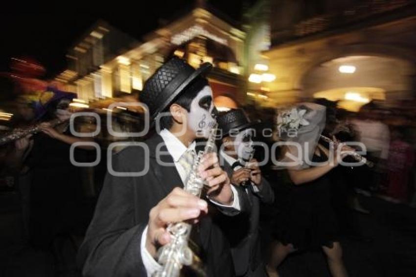 DESFILE DE CALAVERAS