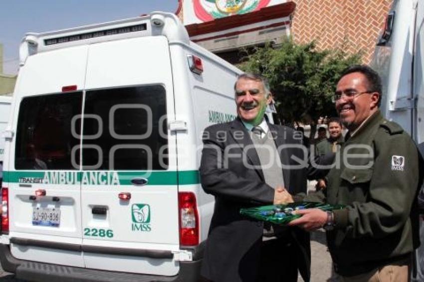 FRAILE ENTREGA AMBULANCIAS