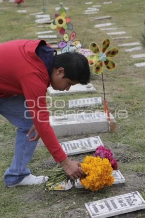 CEMENTERIO PARA MASCOTAS