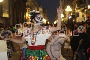 DESFILE DE MOJIGANGAS