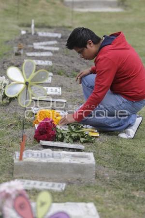 CEMENTERIO PARA MASCOTAS