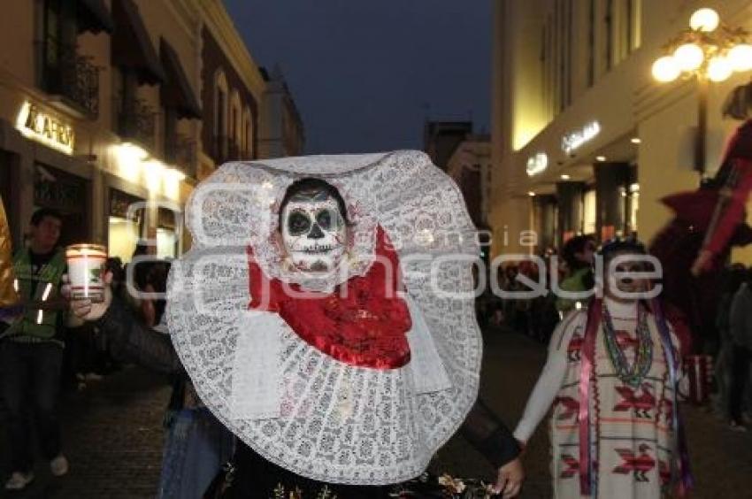 DESFILE DE MOJIGANGAS