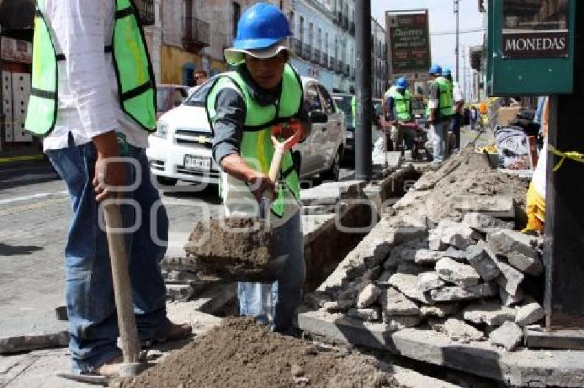 TRABAJOS EN LA 4 ORIENTE