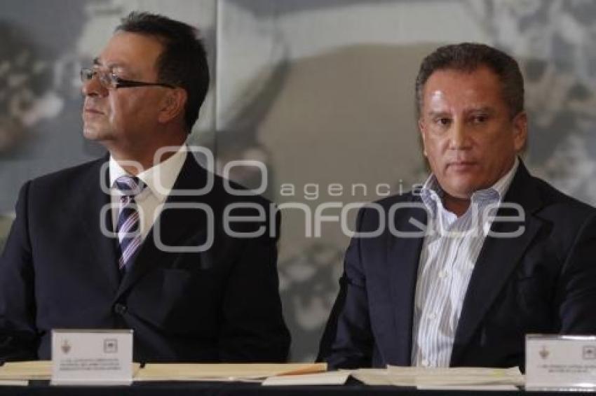 FIRMAN CONVENIO BUAP Y FORO DE LEGISLADORES