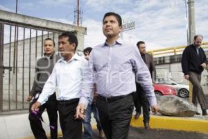 INAUGURA EDUARDO RIVERA CALLES PAVIMENTADAS